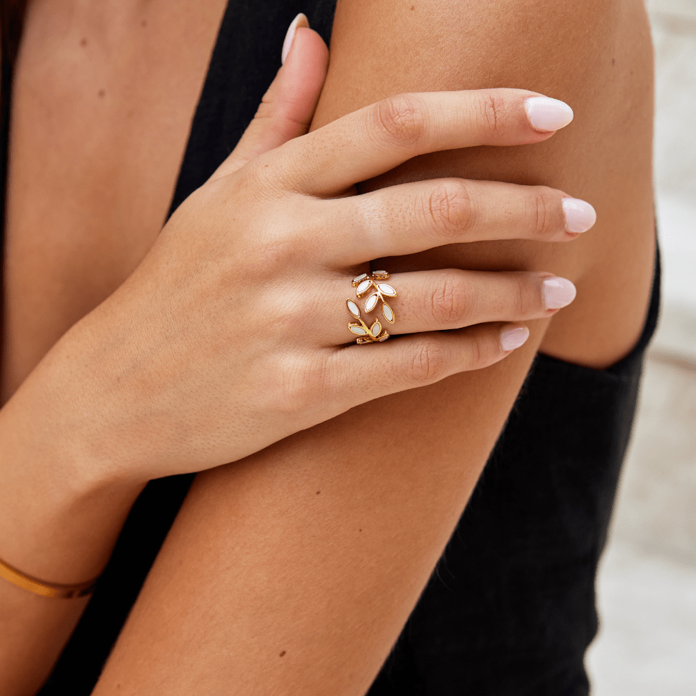 Guldblad Ring